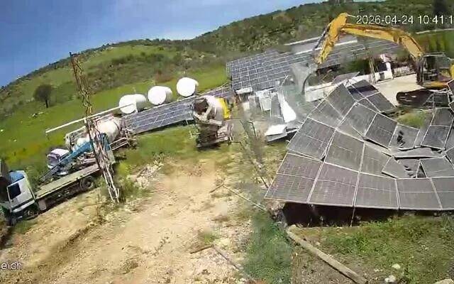 Исроил ҳарбийлари Ливанда қуёш панелларини бузиб ташлади (видео)